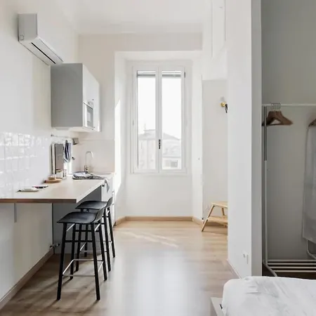 Minimal And Charming Studio In Isola District-via Farini Apartamento